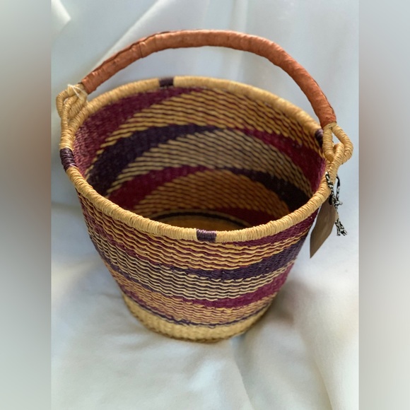 Handwoven Multicolor Farmers Market Basket Bag - Picture 3 of 8